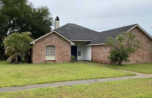 719 S Belle Circle - 719 South Belle Circle, Breaux Bridge, LA 70517