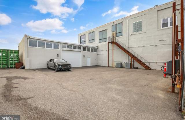 3317-41 GAUL Street Gallery 2