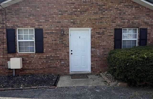 1772 #C Patrick Way Gallery 1