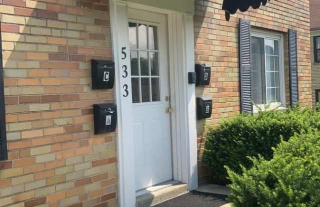 533 Aberdeen Avenue Gallery 4