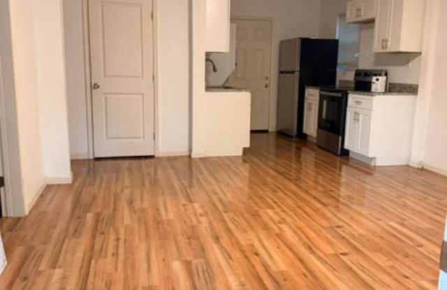 2-bedroom 1-bath Gallery 3