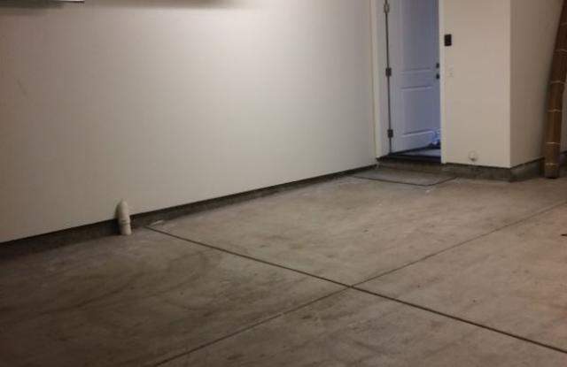 1134 Fresno St Gallery 4