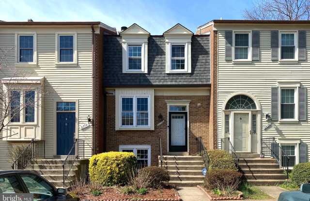 2772 GROVEMORE LANE - 2772 Grovemore Lane, Merrifield, VA 22180