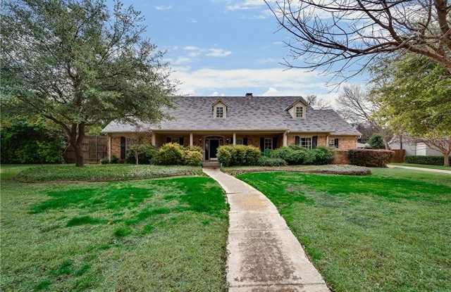 4318 Hockaday Drive Gallery 2