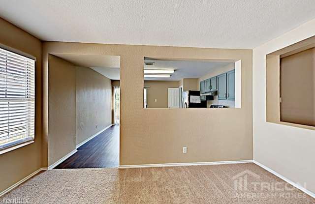 7426 Branching Elm Gallery 4