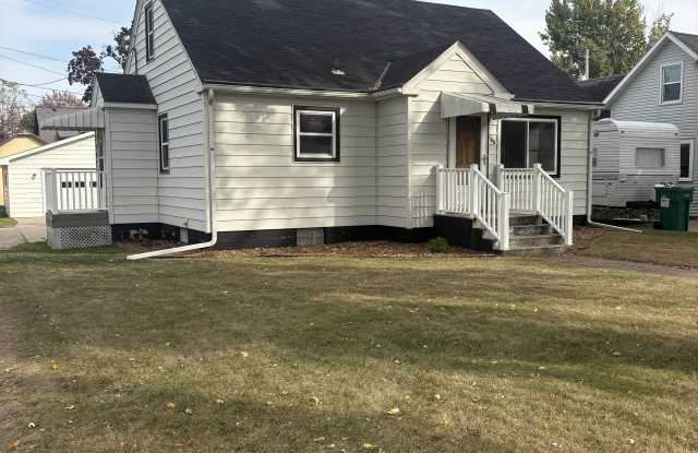 106 Juniper Street S - 106 Juniper Street South, Lester Prairie, MN 55354