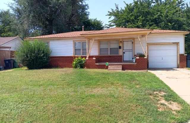 1913 N Washington Blvd - 1913 Washington Boulevard, Oklahoma City, OK 73121