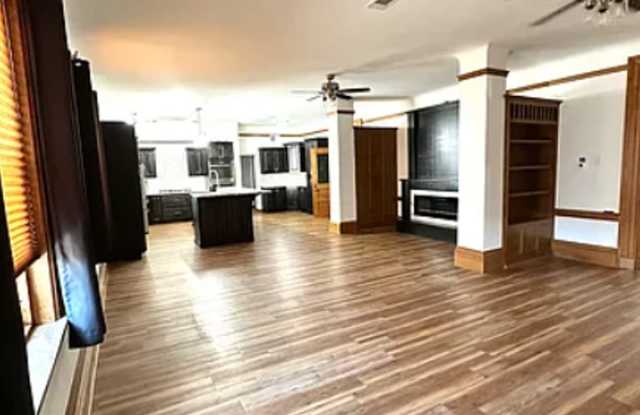 315 N Lawler St photos photos
