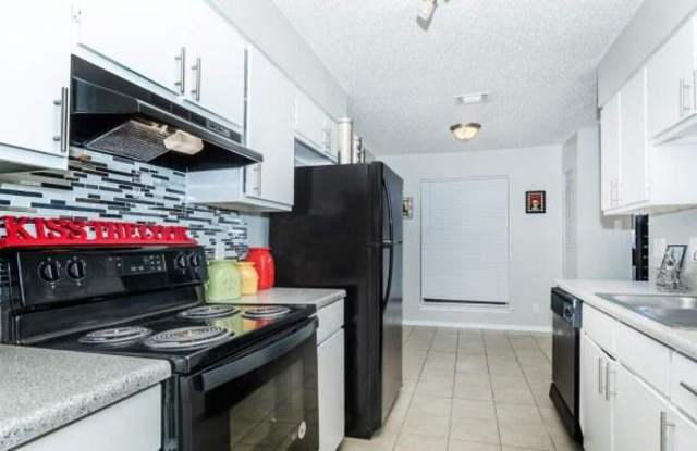 5143 Glen Ridge Dr Gallery 4