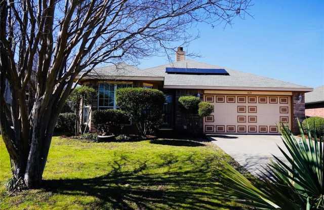 1625 Kelly Lane photos photos