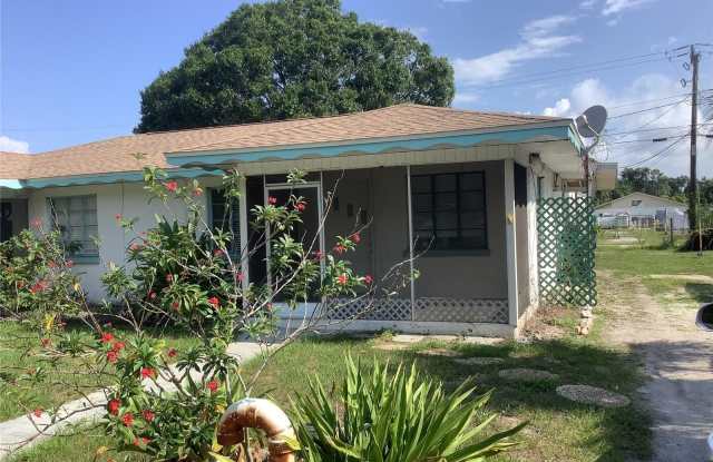 2013 PALM TERRACE photos photos