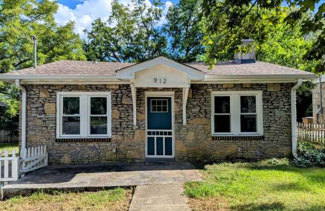 Awesome East Nashville Stone Cottage in great location! photos photos