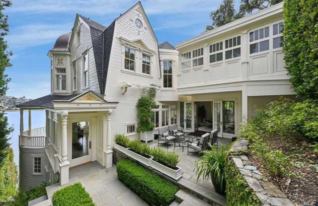 276 Beach Road Gallery 2