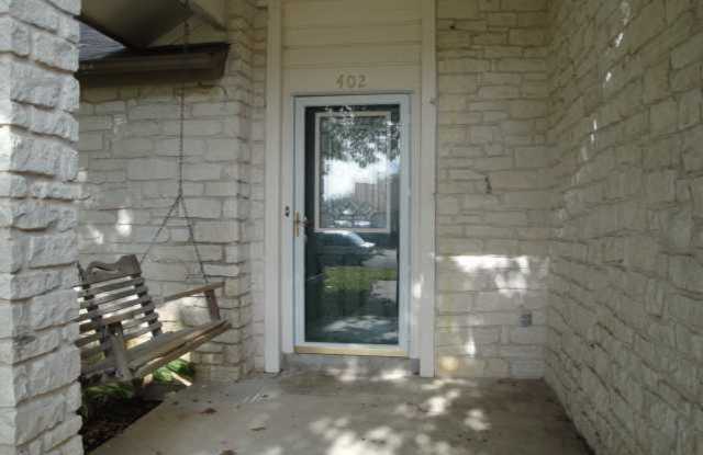 402 Cedar Ridge Dr Gallery 2
