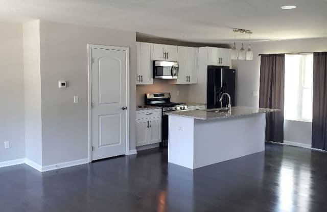 3 Bed Room House For Rent photos photos