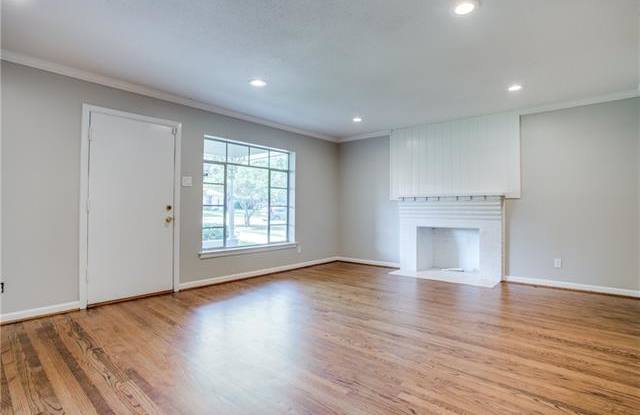 9814 Cloister Drive Gallery 4
