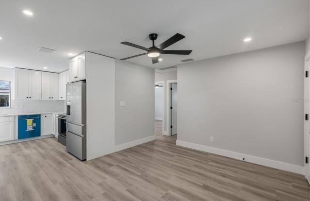 4318 S WEST SHORE Boulevard Gallery 4