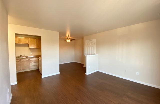 6360-6371 East 63rd Place Gallery 4