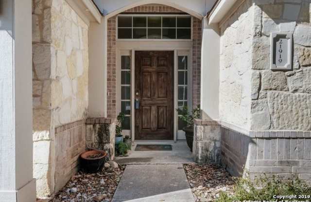 21919 DOLOMITE DR Gallery 3