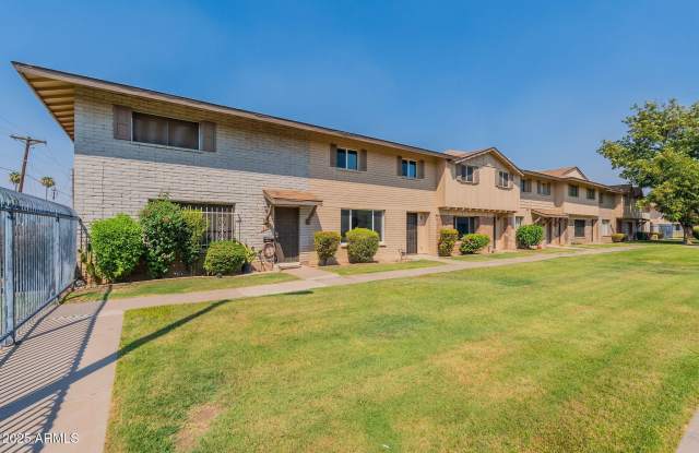 6757 N 44TH Avenue photos photos