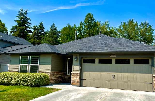 Private, Single Level, 3 bedroom 2 bath NW Boise Home photos photos