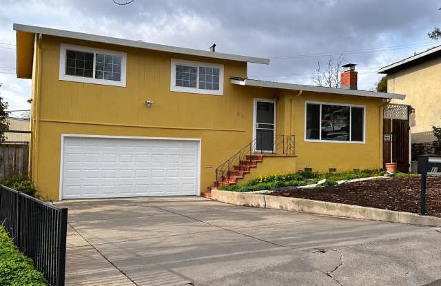 Awesome Commuter Location 3 Bedroom 2 Bath Gallery 1