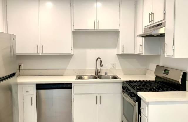 URBI 1 LLC | 2724 Abbot Kinney Blvd photos photos