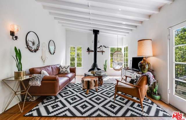 1205 N Beverly Glen Blvd photos photos