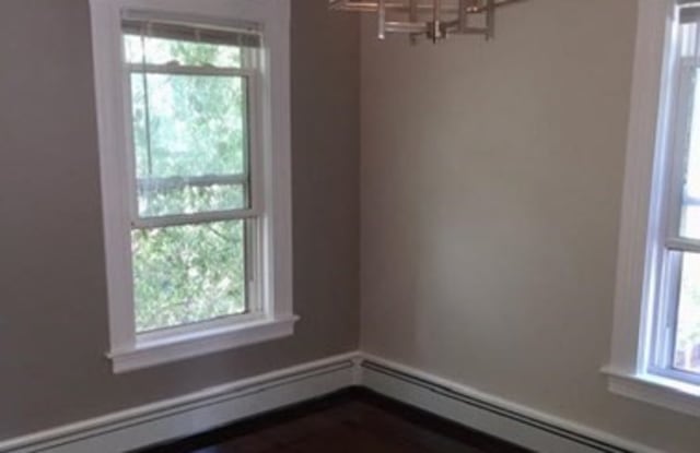 165 Maple St Unit #2R - 165 Maple St, Malden, MA 02148