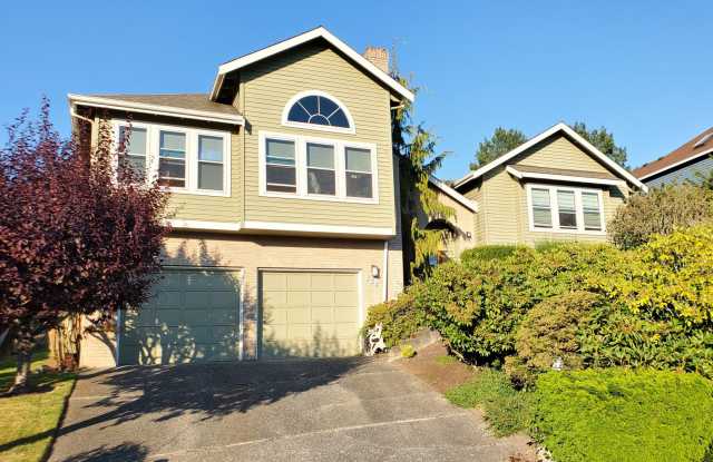 Spacious Mukilteo Home with Partial Water Views in Goat Trail Neighborhood photos photos