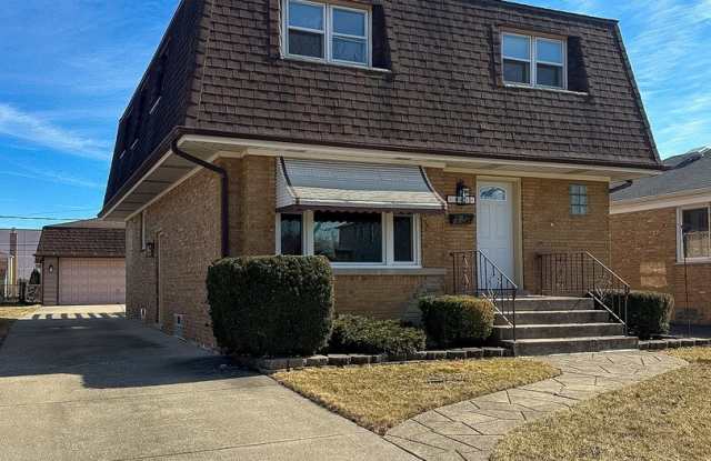 4233 N Odell Avenue photos photos