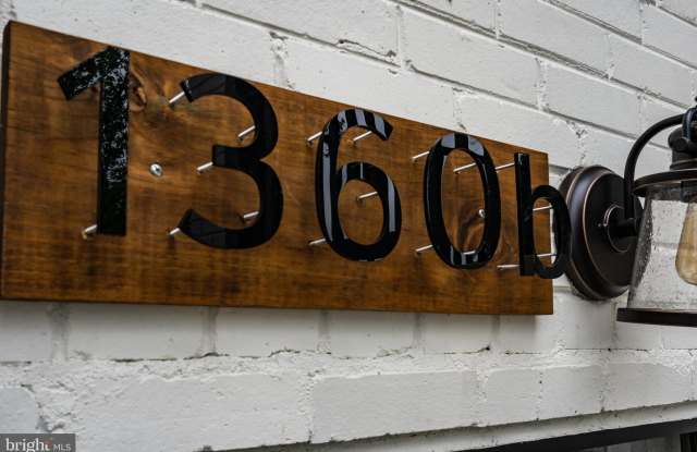 1360 LEVIS STREET NE Gallery 4