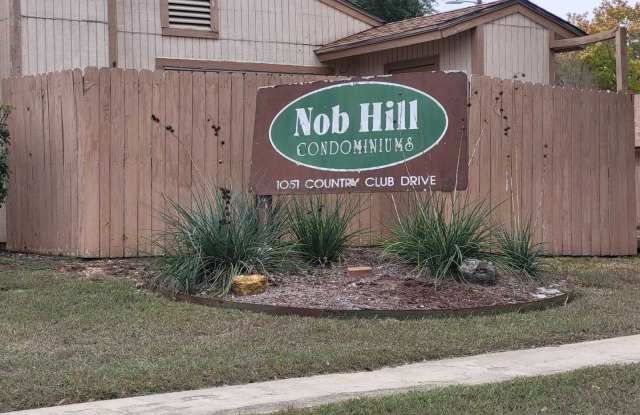 1051 Country Club unit: 19 photos photos