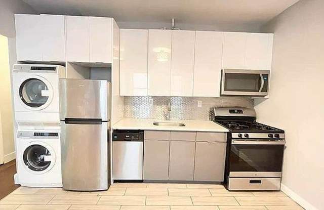 3054 Godwin Terrace - 3054 Godwin Terrace, Bronx, NY 10463