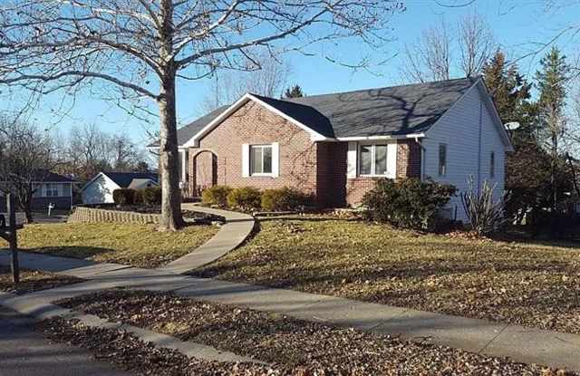 4 bed/ 2.5 baths Single Family Home photos photos