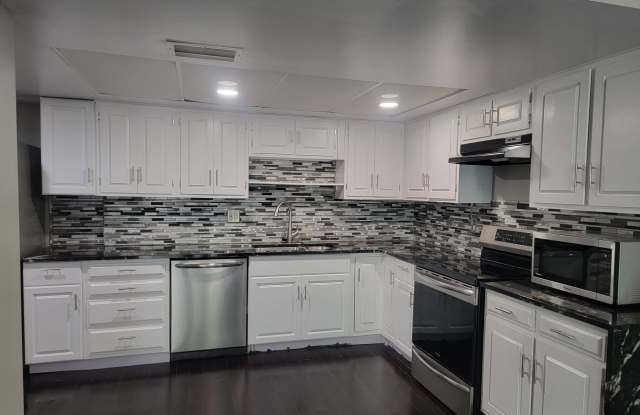 4343 West Bancroft Street photos photos