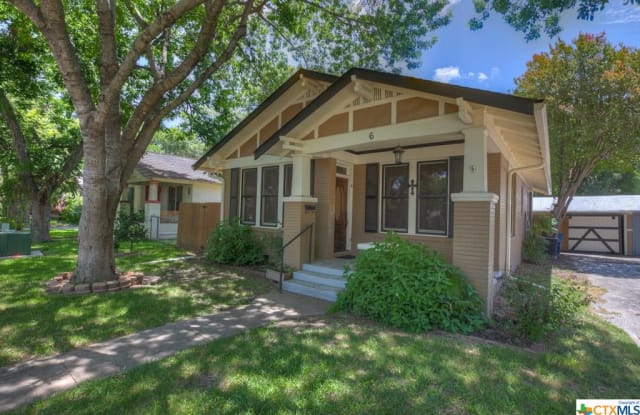 6 Herry Court - 6 Herry Court, New Braunfels, TX 78130