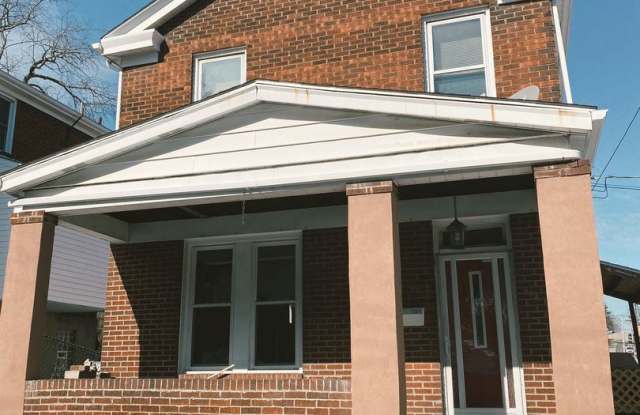 101 E Cherryhill Street Gallery 2