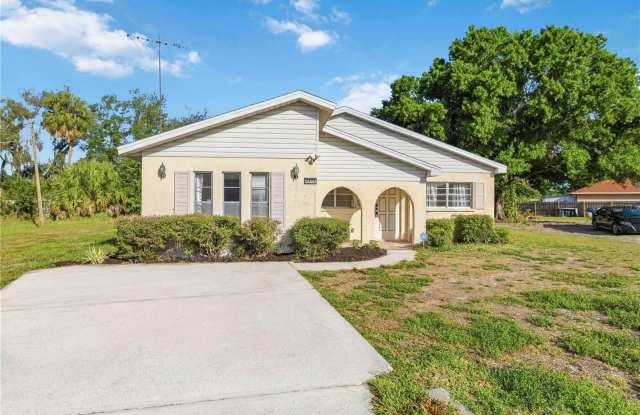 2615 9TH AVE. DRIVE E. photos photos