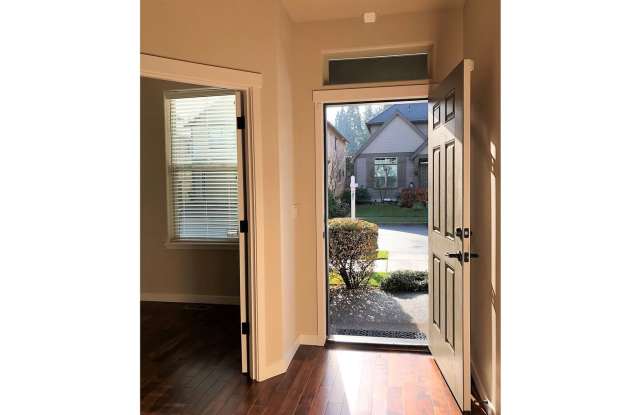 3-Bedroom Home in SW Beaverton! Gallery 3