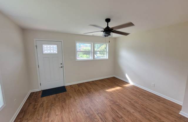 2 Bedroom House Gallery 3