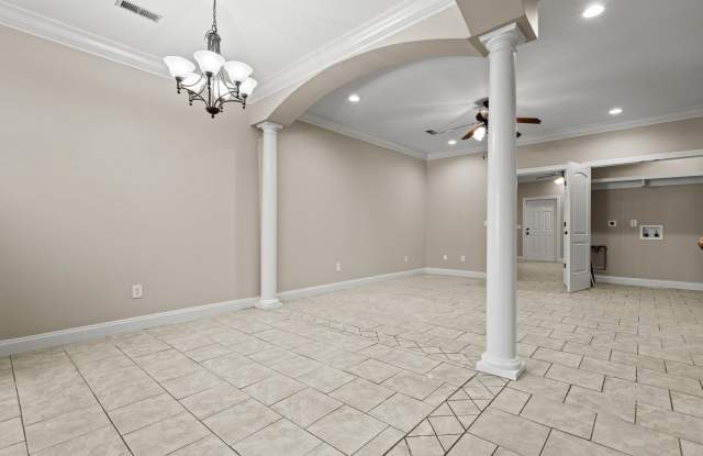 3092 S Cashua Gallery 1