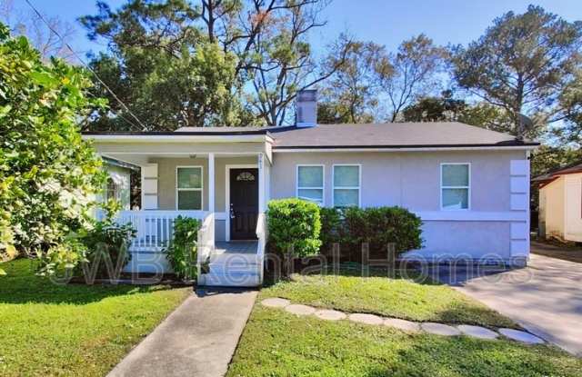 941 Huron St photos photos