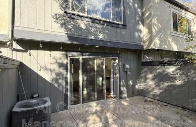 790 W Moorhead Circle Gallery 1