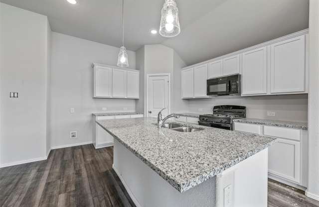 1944 Javelina Street Gallery 2