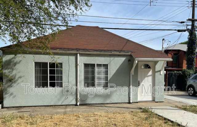 1313 Lochbrae Rd photos photos