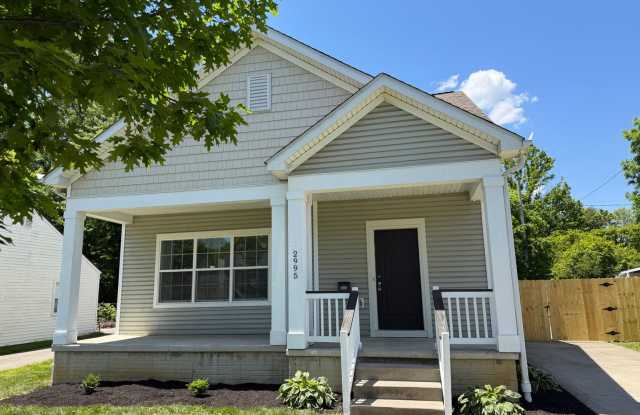 Stunning 3 Bedroom Home with Primary Suite on First Floor photos photos