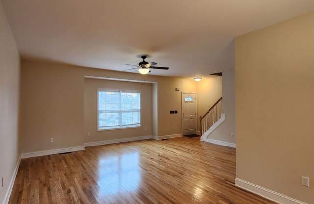 Weaverville Rental! Gallery 4