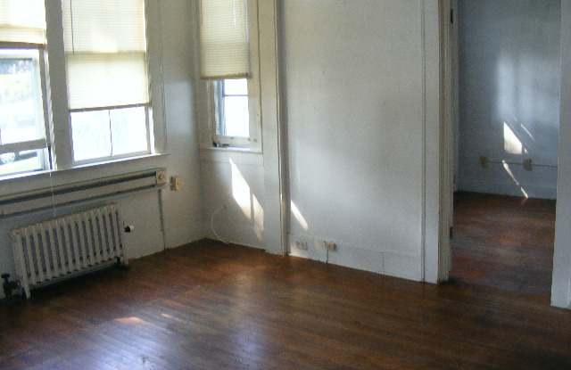 395 Pequot Avenue photos photos