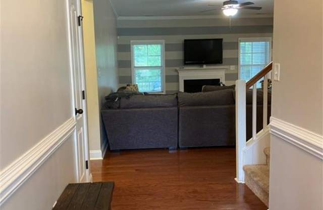 164 Valley Stream Road Gallery 3